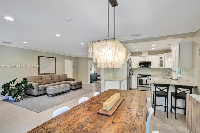 712 S 15th Avenue, Hollywood, FL 33020
