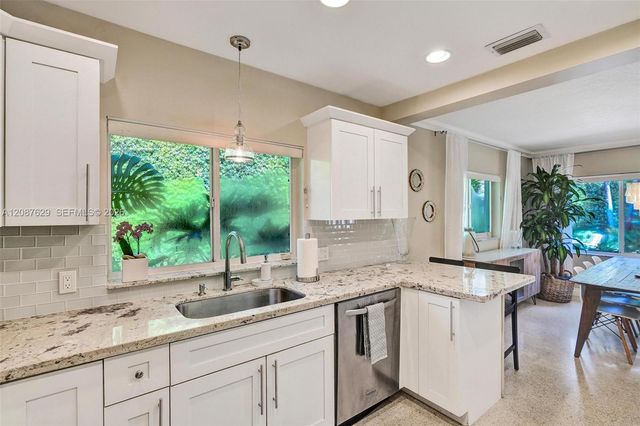 712 S 15th Avenue, Hollywood, FL 33020