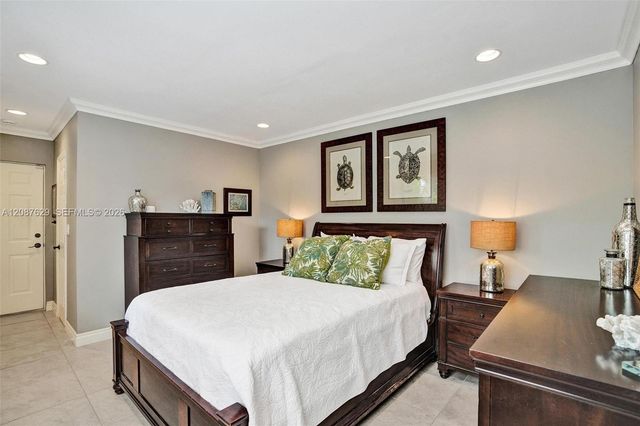712 S 15th Avenue, Hollywood, FL 33020