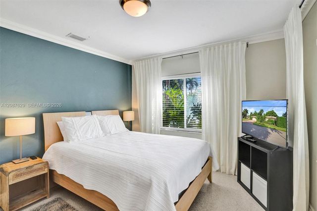 712 S 15th Avenue, Hollywood, FL 33020