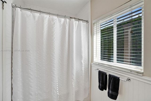 712 S 15th Avenue, Hollywood, FL 33020