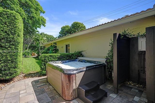 712 S 15th Avenue, Hollywood, FL 33020