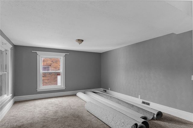 404 N Bentley Avenue, Niles, OH 44446