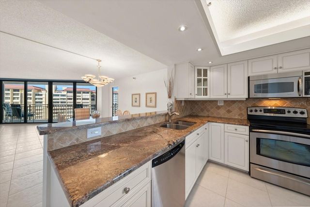 690 ISLAND WAY 909, Clearwater Beach, FL 33767