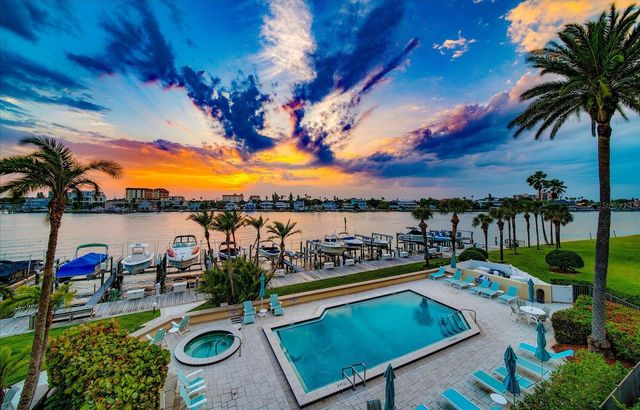 690 ISLAND WAY 909, Clearwater Beach, FL 33767