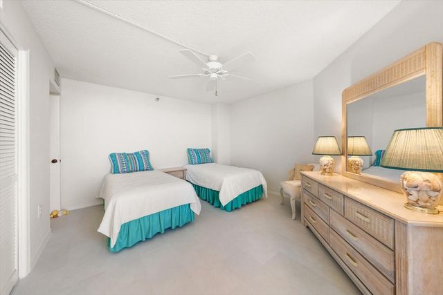 690 ISLAND WAY 909, Clearwater Beach, FL 33767