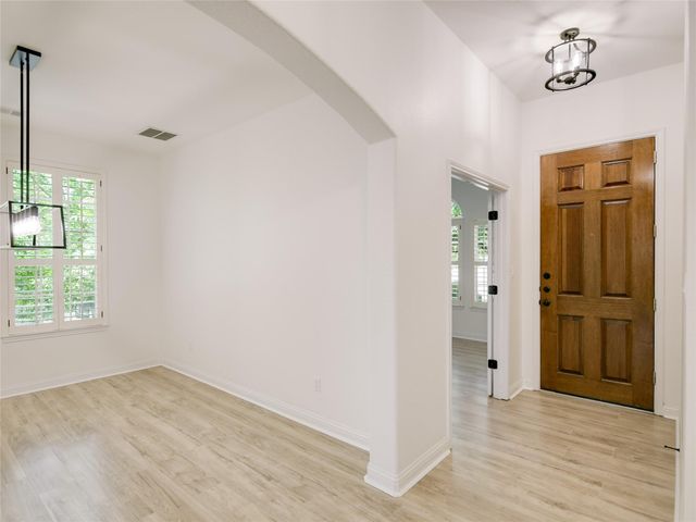 15701 Sayan CV, Bee Cave, TX 78738