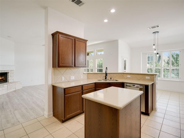 15701 Sayan CV, Bee Cave, TX 78738