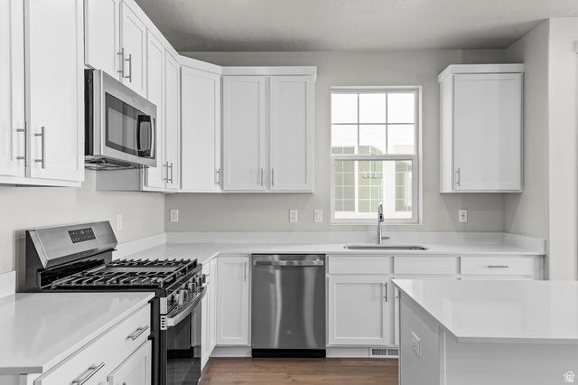 2554 S SINBAD WAY, Magna, UT 84044