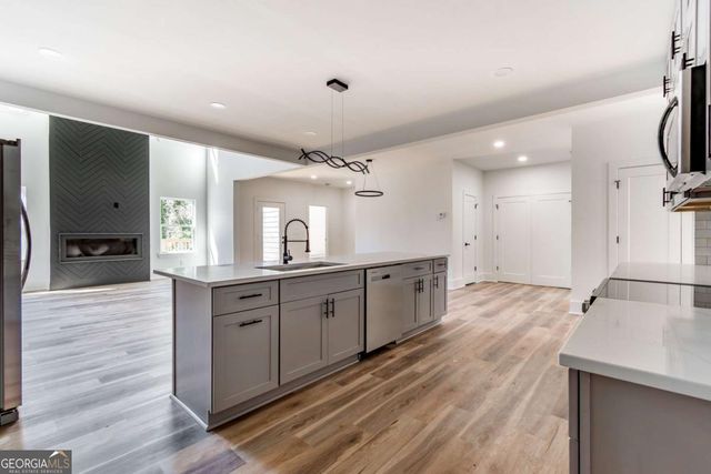 6121 Timberidge Drive, Gainesville, GA 30506