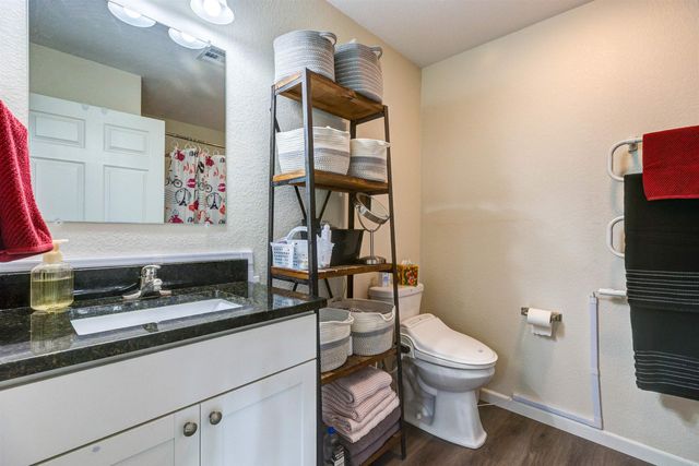 1118 Harbor Drive, Salina, KS 67401