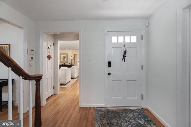 19 MAPLE LN, Pennington, NJ 08534