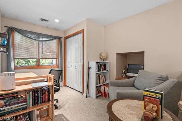 114 Lopez Rd, Cedar Grove Twp., NJ 07009