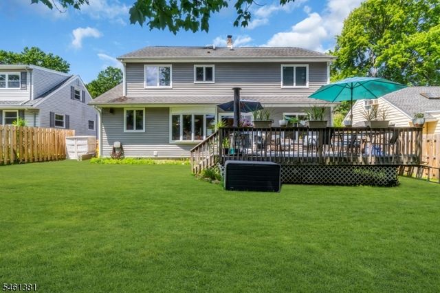 114 Lopez Rd, Cedar Grove Twp., NJ 07009