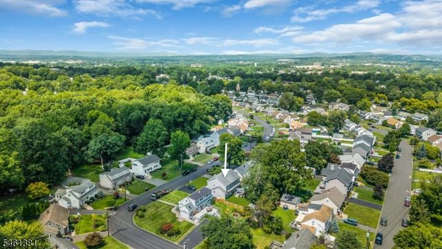 114 Lopez Rd, Cedar Grove Twp., NJ 07009