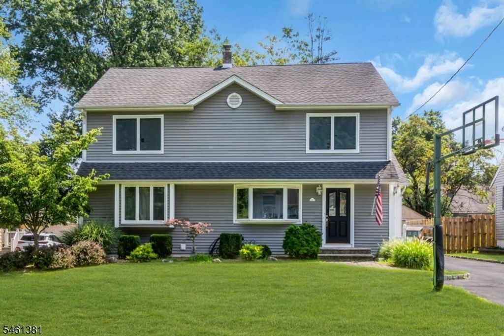 114 Lopez Rd, Cedar Grove Twp., NJ 07009