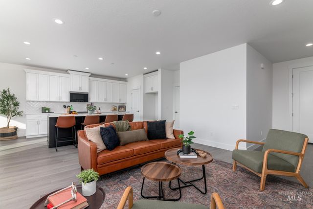 1761 W Arya St, Kuna, ID 83634