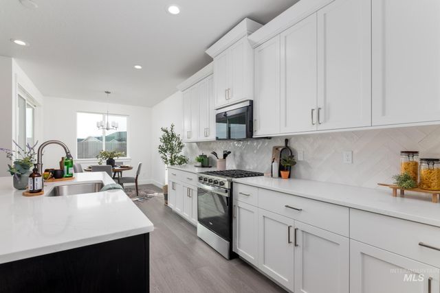 1761 W Arya St, Kuna, ID 83634