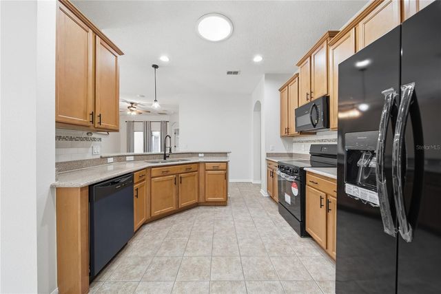 26016 SINGING LARK COURT, Leesburg, FL 34748