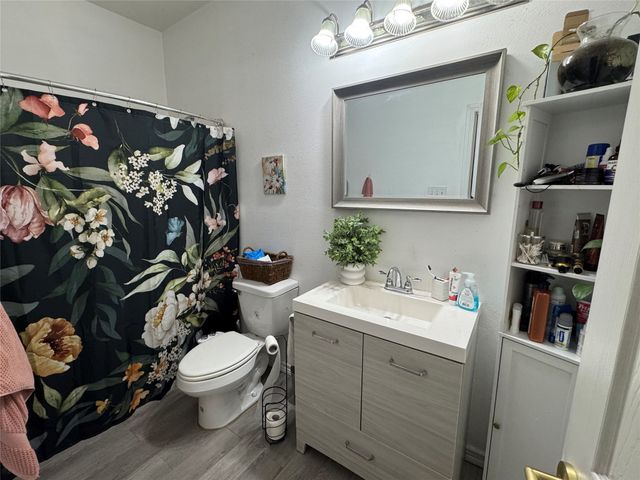 703 Perry Avenue, Waxahachie, TX 75165