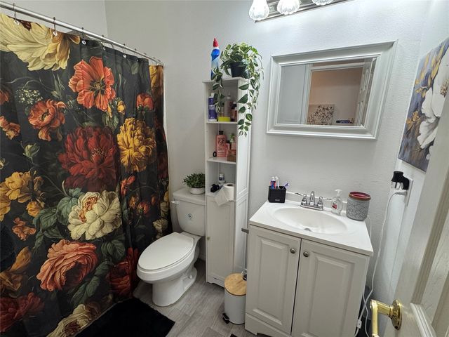 703 Perry Avenue, Waxahachie, TX 75165