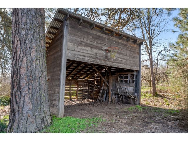 1580 MARKHAM Rd, Hood River, OR 97031