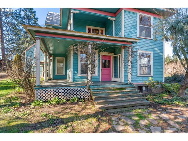 1580 MARKHAM Rd, Hood River, OR 97031