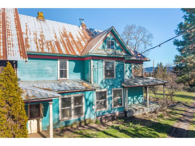 1580 MARKHAM Rd, Hood River, OR 97031