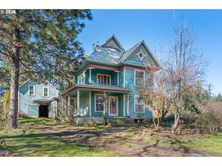 1580 MARKHAM Rd, Hood River, OR 97031