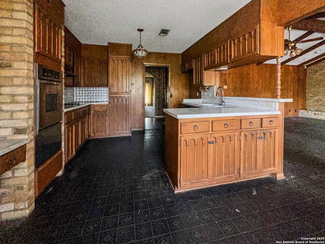 9107 Old Mill, San Antonio, TX 78230