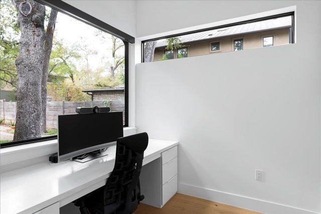 3313 Bonnie RD, Austin, TX 78703