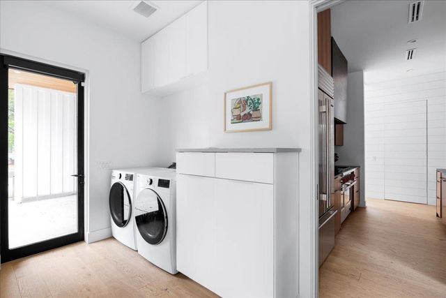 3313 Bonnie RD, Austin, TX 78703