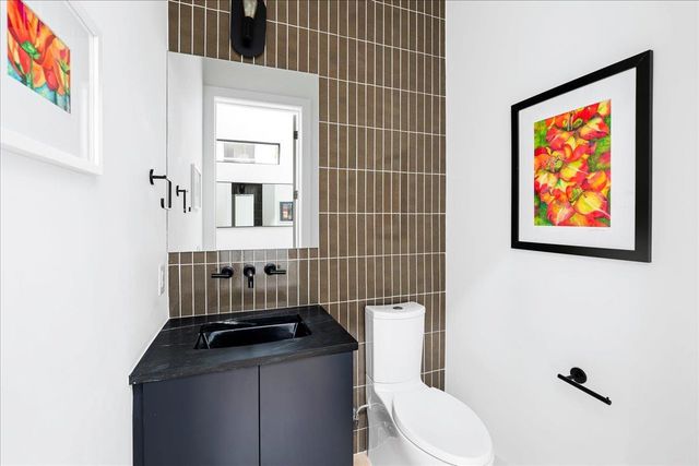 3313 Bonnie RD, Austin, TX 78703