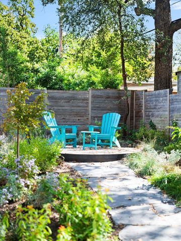 3313 Bonnie RD, Austin, TX 78703