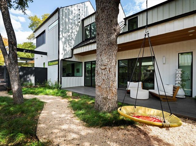 3313 Bonnie RD, Austin, TX 78703