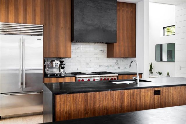 3313 Bonnie RD, Austin, TX 78703