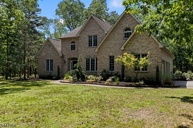 7 Harmony Ct, Southampton Twp., NJ 08088