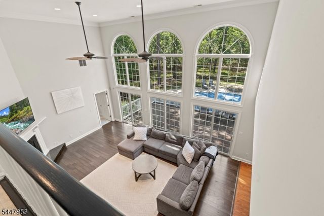 7 Harmony Ct, Southampton Twp., NJ 08088