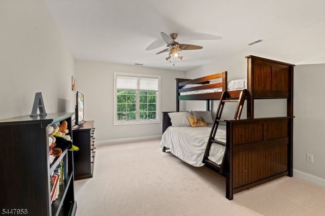 7 Harmony Ct, Southampton Twp., NJ 08088