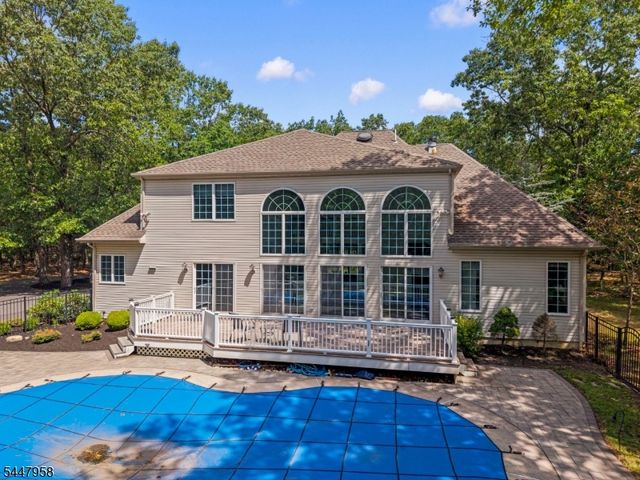 7 Harmony Ct, Southampton Twp., NJ 08088