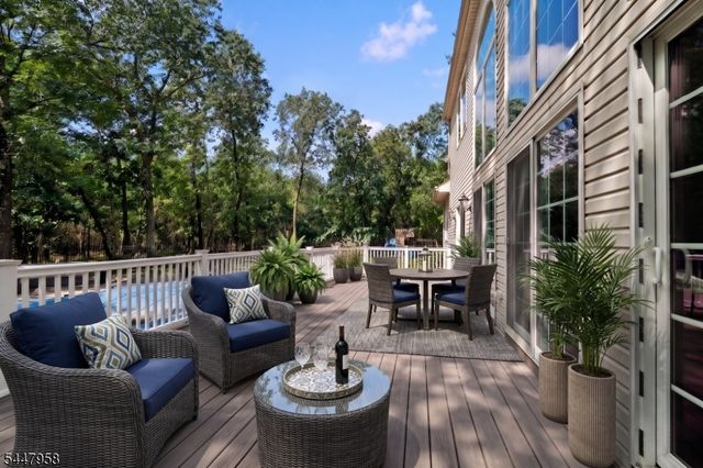 7 Harmony Ct, Southampton Twp., NJ 08088