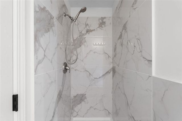 2203 Hidden Creek Drive, Decatur, GA 30035