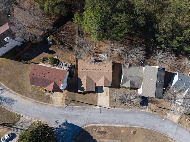 2203 Hidden Creek Drive, Decatur, GA 30035