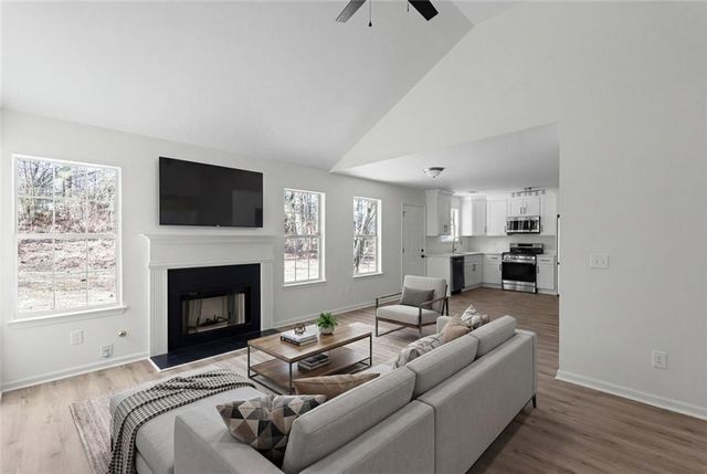 2203 Hidden Creek Drive, Decatur, GA 30035