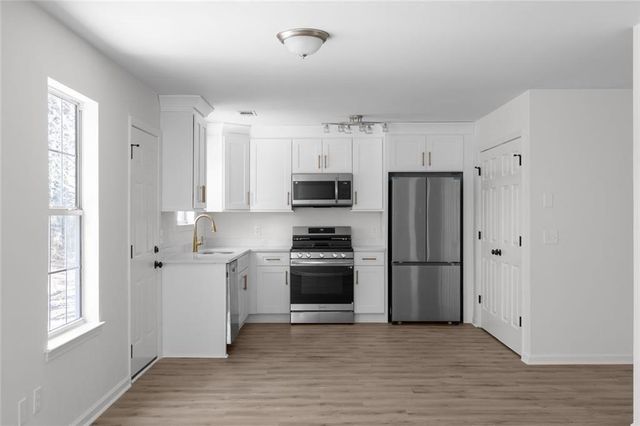 2203 Hidden Creek Drive, Decatur, GA 30035