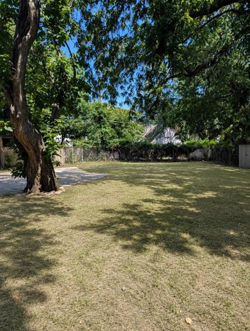 512 S Roosevelt, Wichita, KS 67218