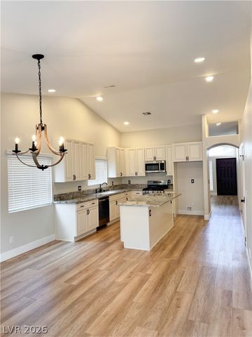 889 Cozy Valley Street, Henderson, NV 89015