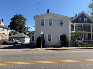 281 Court St 2, Plymouth, MA 02360