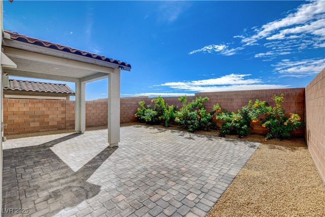 10781 San Millan Avenue, Las Vegas, NV 89166