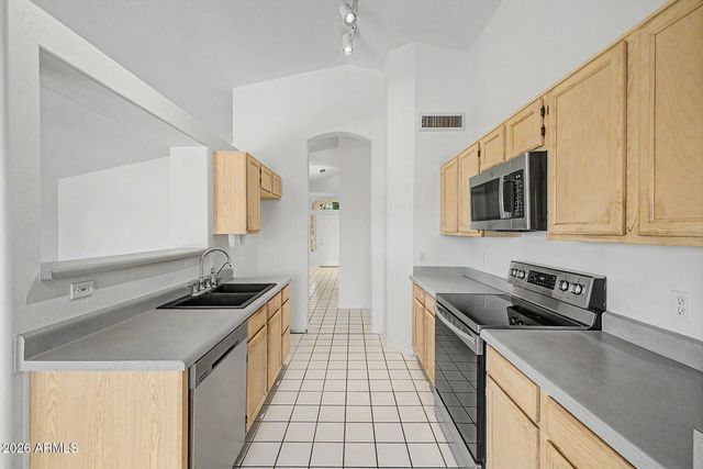 1635 W SAN REMO Street, Gilbert, AZ 85233